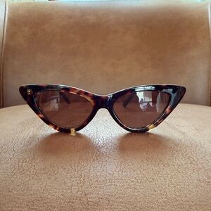 Tortoise Shell Cat-Eye Sunglasses